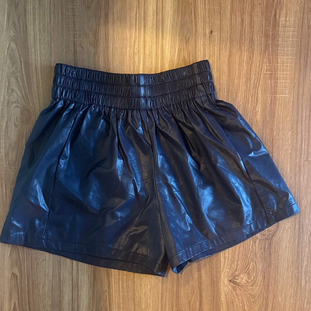 PINCH Leather navy shorts